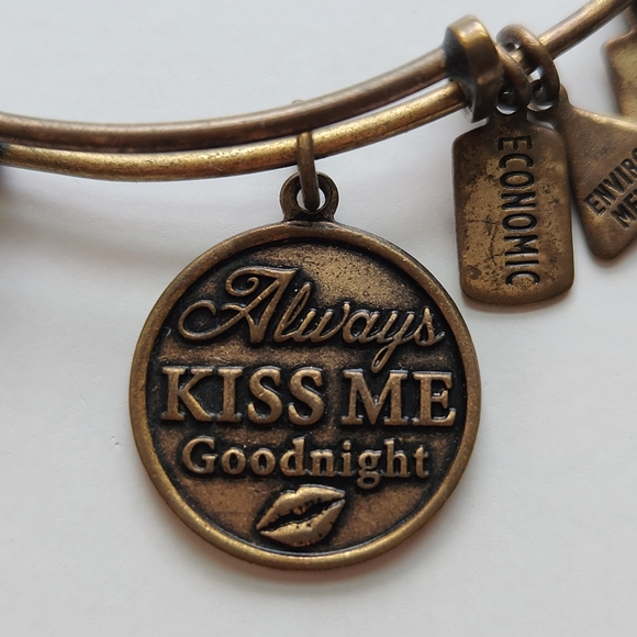 Bronze Charm Bracelet - Picture 2 of 4